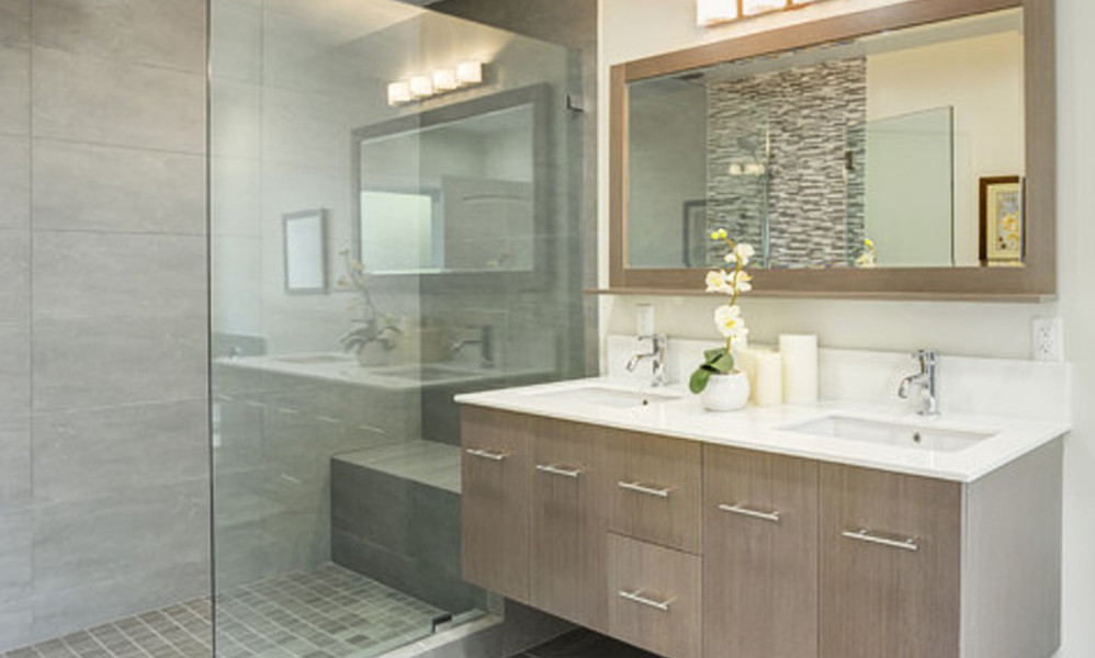 Modern Bathroom with Walk-in Shower