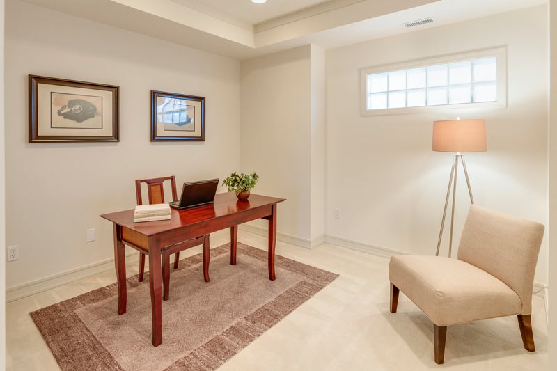 white-home-office